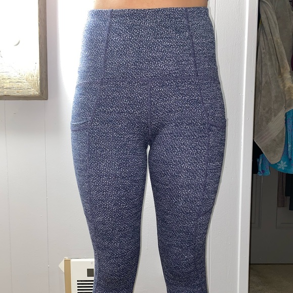 Never worn - Picture 1 of 4